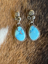 Load image into Gallery viewer, Starlight Trail Earrings
