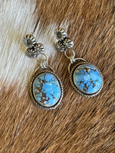 Load image into Gallery viewer, Mountain Flora Earrings
