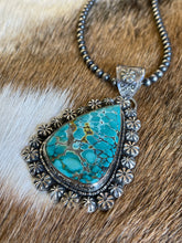 Load image into Gallery viewer, Big Burst Pendant
