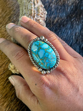 Load image into Gallery viewer, Turquoise Mountain Webbed
